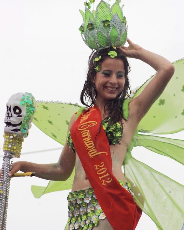 Joisi Diaz, Reina del Carnaval Riojano 2012, barrio Consuelo