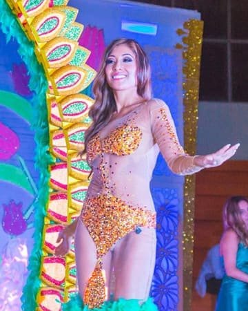 Leslie Vera, Reina del Carnaval Riojano 2017, barrio Quinapata