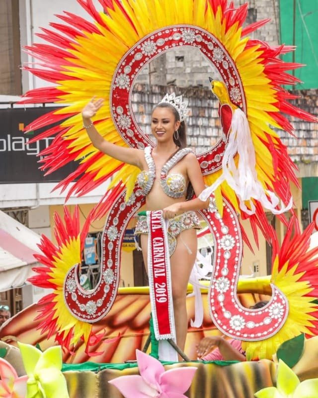 Solange Vela, Reina del Carnaval Riojano 2019, barrio Cascayunga